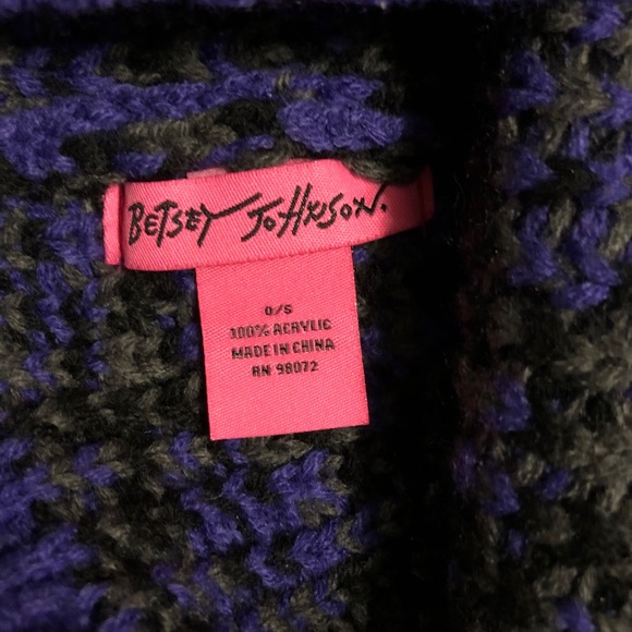 Betsey Johnson Beanie - Picture 2 of 2